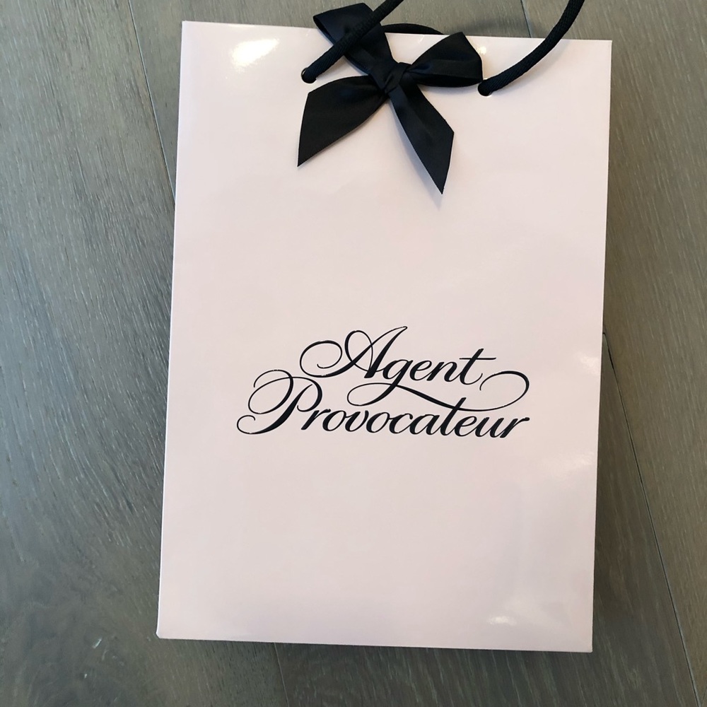 Shopping bag